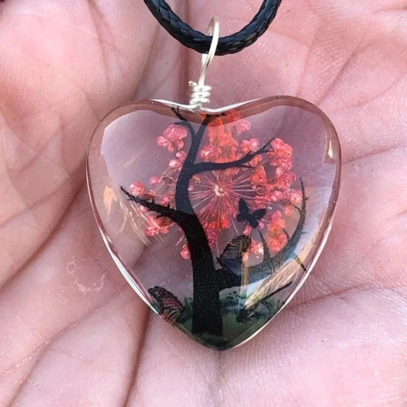 Red Real Flower Glass Tree Butterfly Necklace NWT - Picture 1 of 3